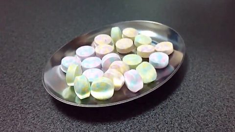 ヤクブツのインサート